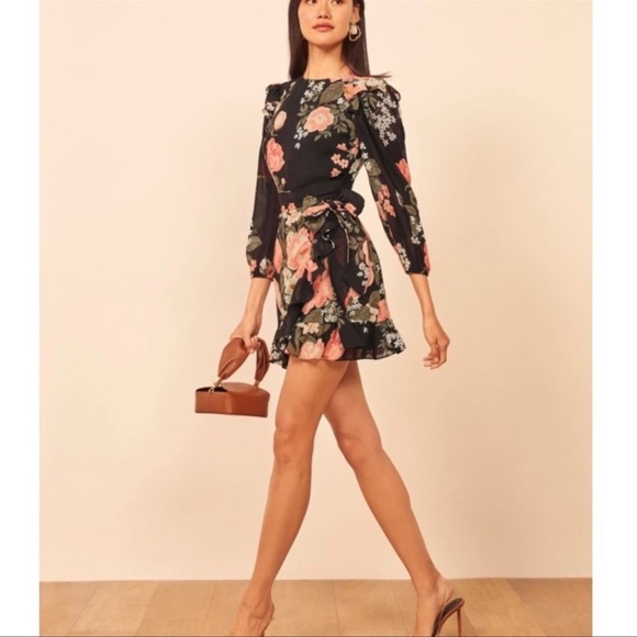 Reformation Quest Dress NWT - Picture 2 of 5